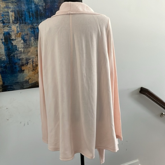 Donna Karan Drape Cardigan Shrug Size L
Pale Pink Oversized - Picture 2 of 10